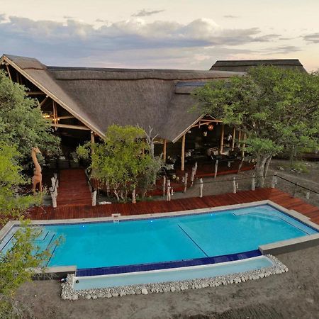 Etosha Oberland Lodge Okaukuejo Exteriér fotografie