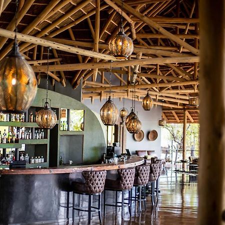 Etosha Oberland Lodge Okaukuejo Exteriér fotografie
