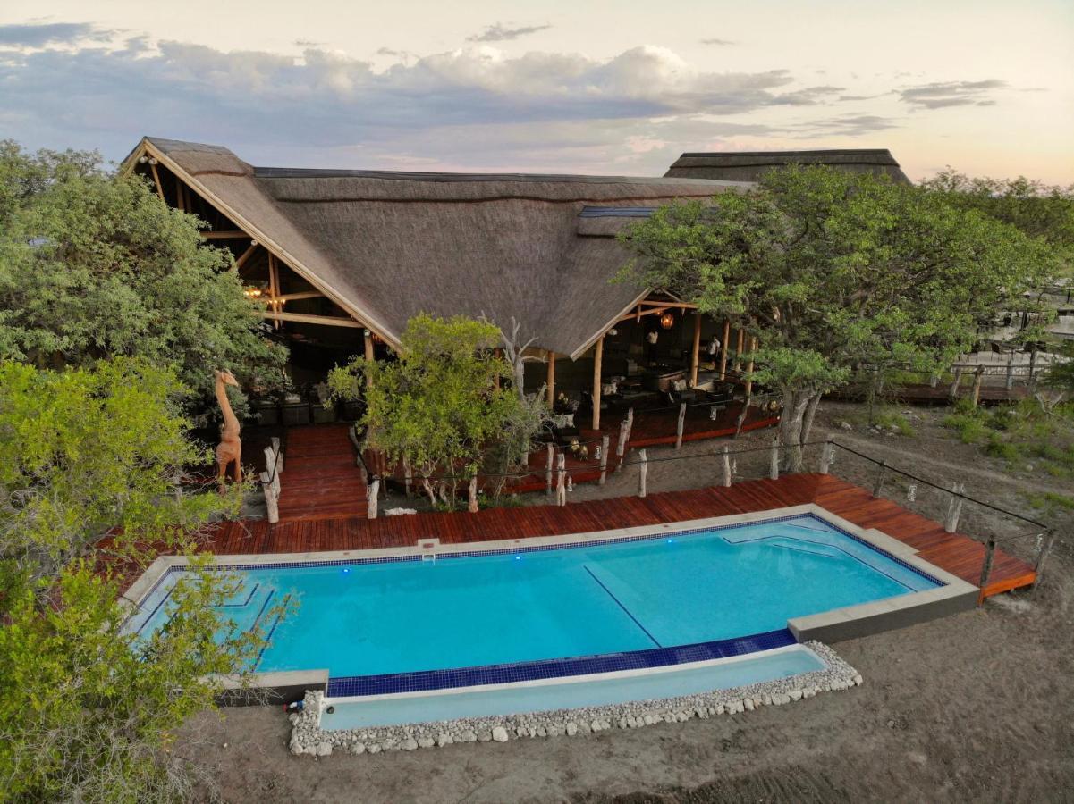 Etosha Oberland Lodge Okaukuejo Exteriér fotografie