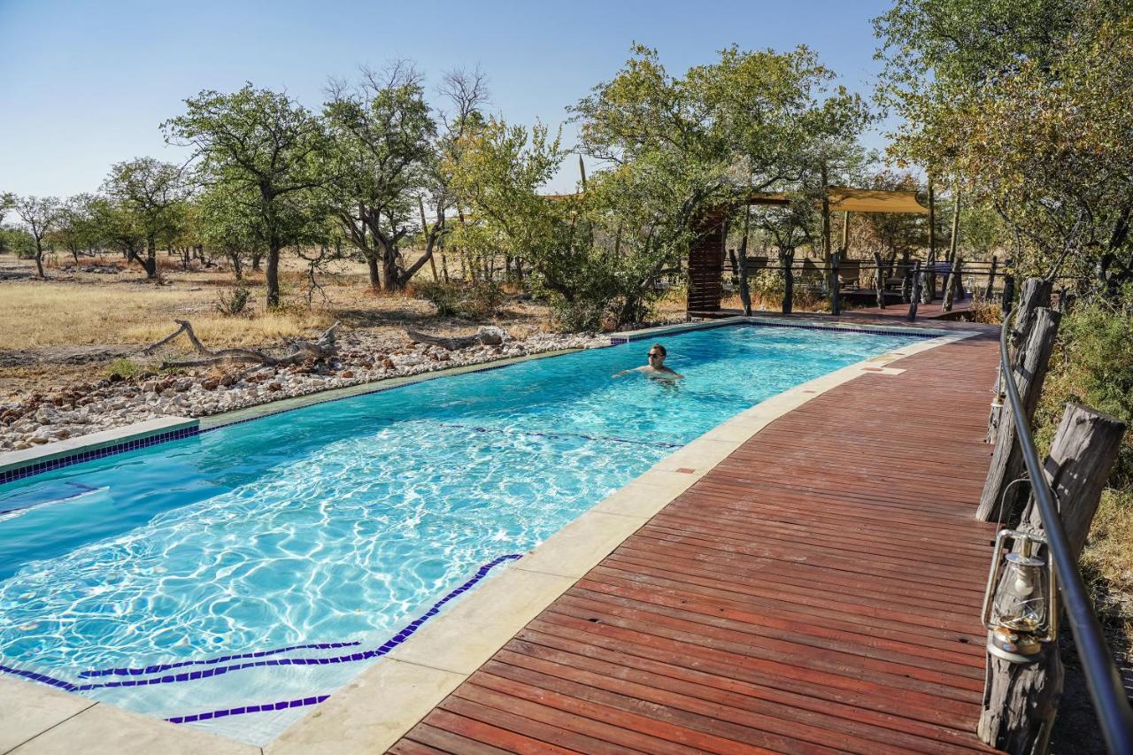 Etosha Oberland Lodge Okaukuejo Exteriér fotografie